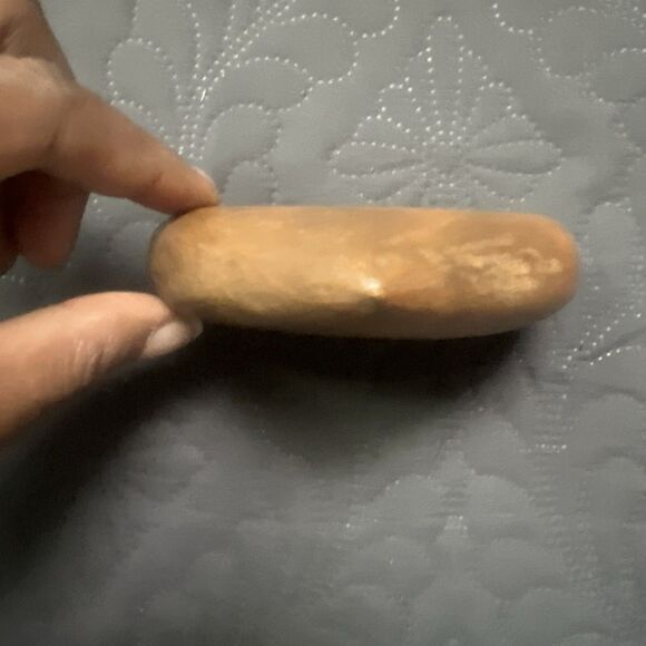 Hand Carved Grain Wood Heart Shaped Solid Gift Love Valentine Decor Brown Weight - Picture 4 of 4